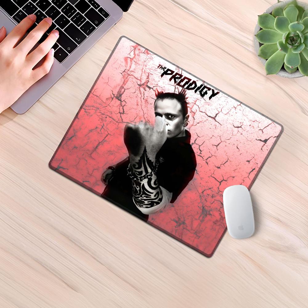 The Prodigy Artist Logo Tappet - Gaming Accessories Logo recensione e prezzo