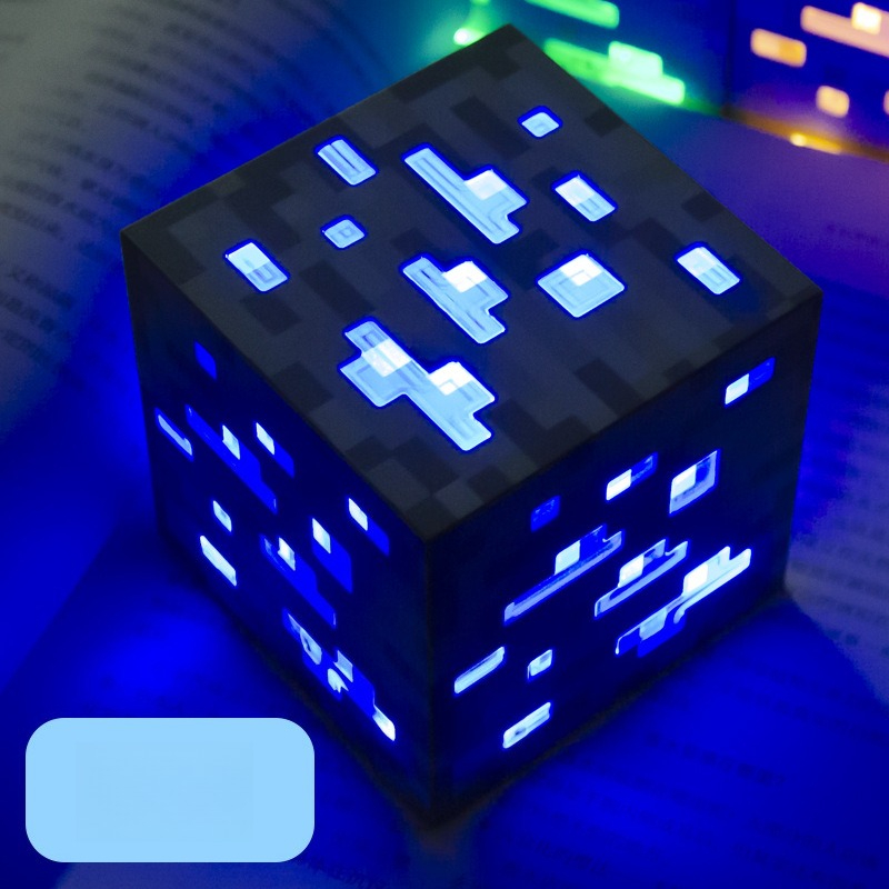Lampada Notturna a LED, Torcia - Gaming Accessories Minecraft recensione e prezzo